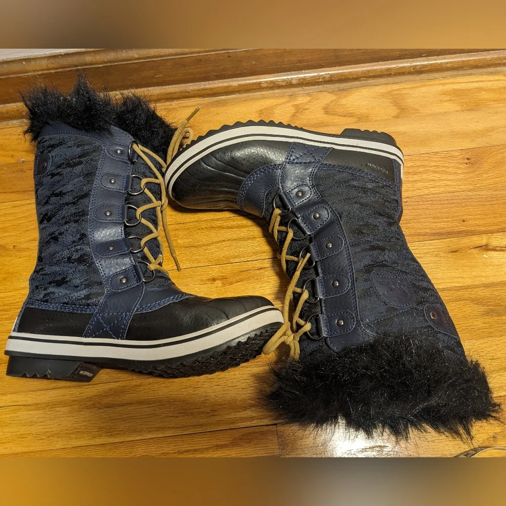 SOREL Tofino II Fleece Lined Waterproof Snow Boots Blue Black Camo Faux Fur 7.5